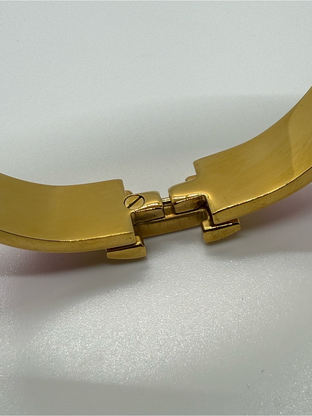 HERMÊS Clic H Bracelet - Picture 9 of 12